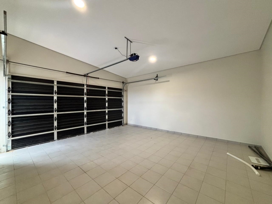 To Let 3 Bedroom Property for Rent in Helderzicht Eco Estate North West